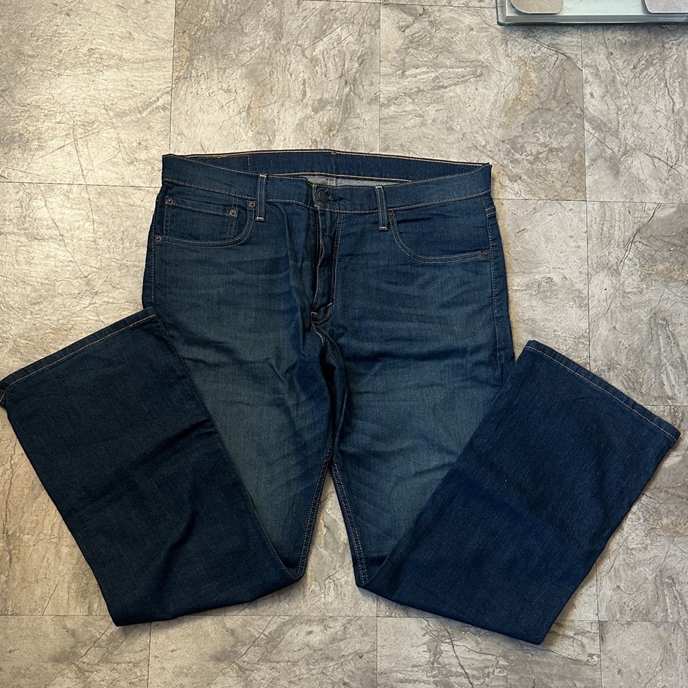 Men's Dark Blue Levi’s Jeans